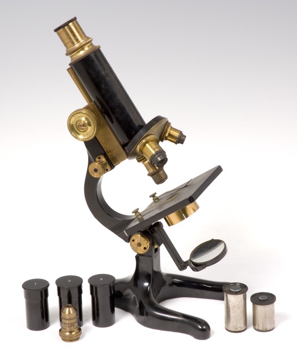 Compound Monocular Microscope (Inv. 35972)